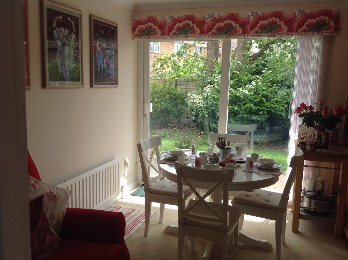 Oak Tree House Bed & Breakfast Waterlooville Dış mekan fotoğraf